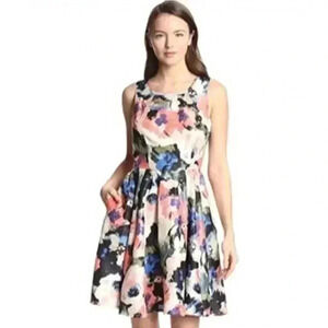 Gabby Skye Women Fit & Flare Dress Size 8 Floral Print Pockets Wedding Guest